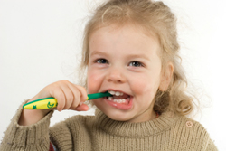 お子様の歯を守るための小児歯科